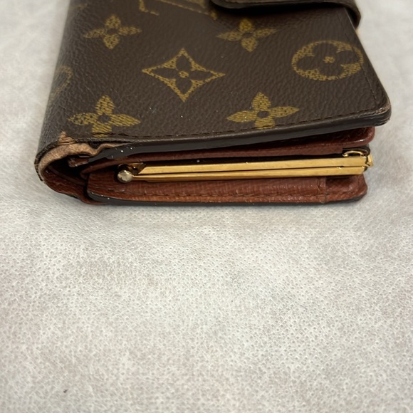 Louis Vuitton Monogram Canvas Portfolio Kiss-Lock Snap Coin Cash Card Wallet - Picture 2 of 9